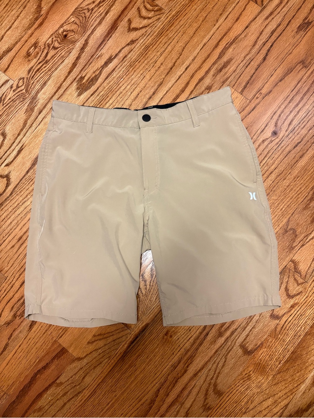 Hurley Men’s Khaki Flat Front Stretch Shorts